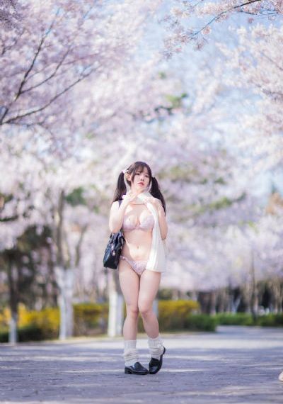 亚洲欧美日韩久久精_免费观看完整版下载