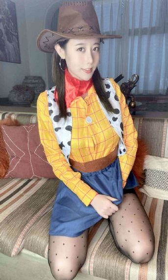 肉感人妻中文字幕_HD日韩电影在线