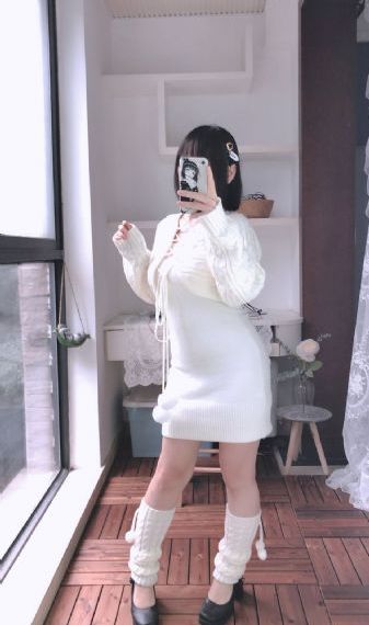 美女胸被男子强捏视频_手机免费观看