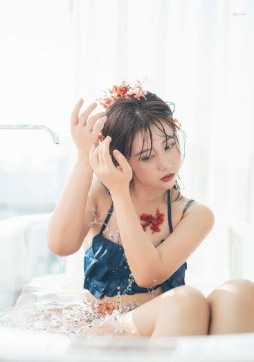 成人动漫网站_1080免费高清观看