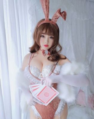 我半夜帮妺妺洗澡c了她软件_剧情片完整版观看