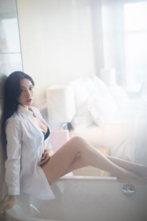 三个人视频怎么弄_高清免费在线播放