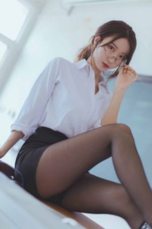 精品国产18久久久久久二百_720高清电影在线