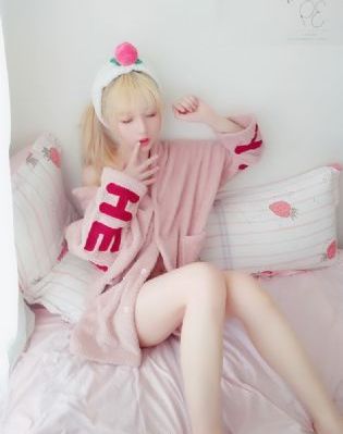 夜夜爽久久揉揉一区_剧情片免费观看视频