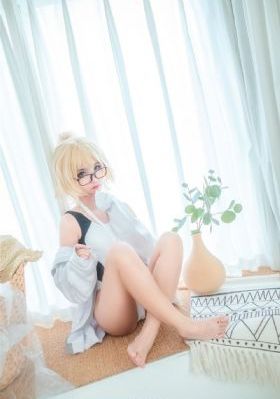 被好几个男人cao好爽好舒服_1080P全集免费播放