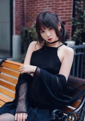 草莓榴莲丝瓜18岁还能吃吗_国产剧手机在线观看